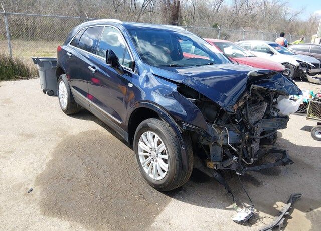 2017 CADILLAC XT5