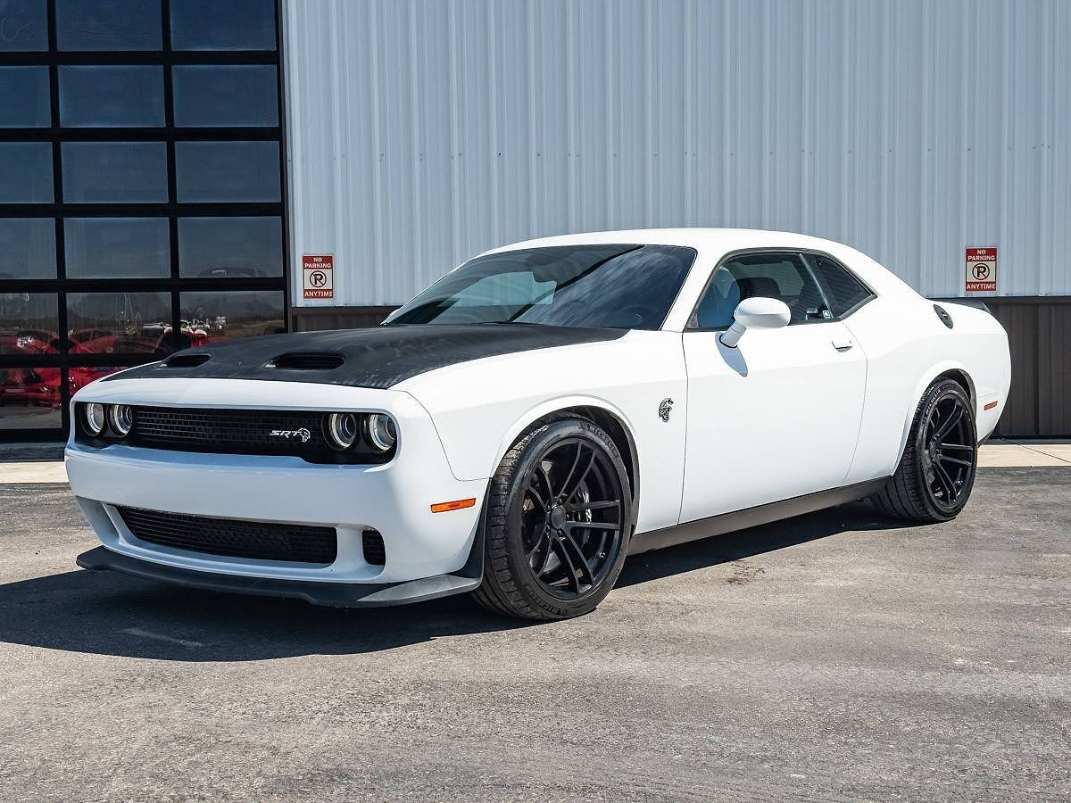 2021 DODGE Challenger