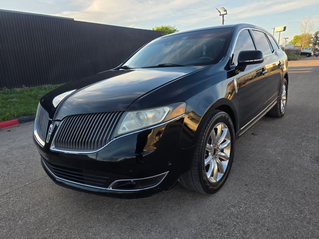 2010 LINCOLN MKT