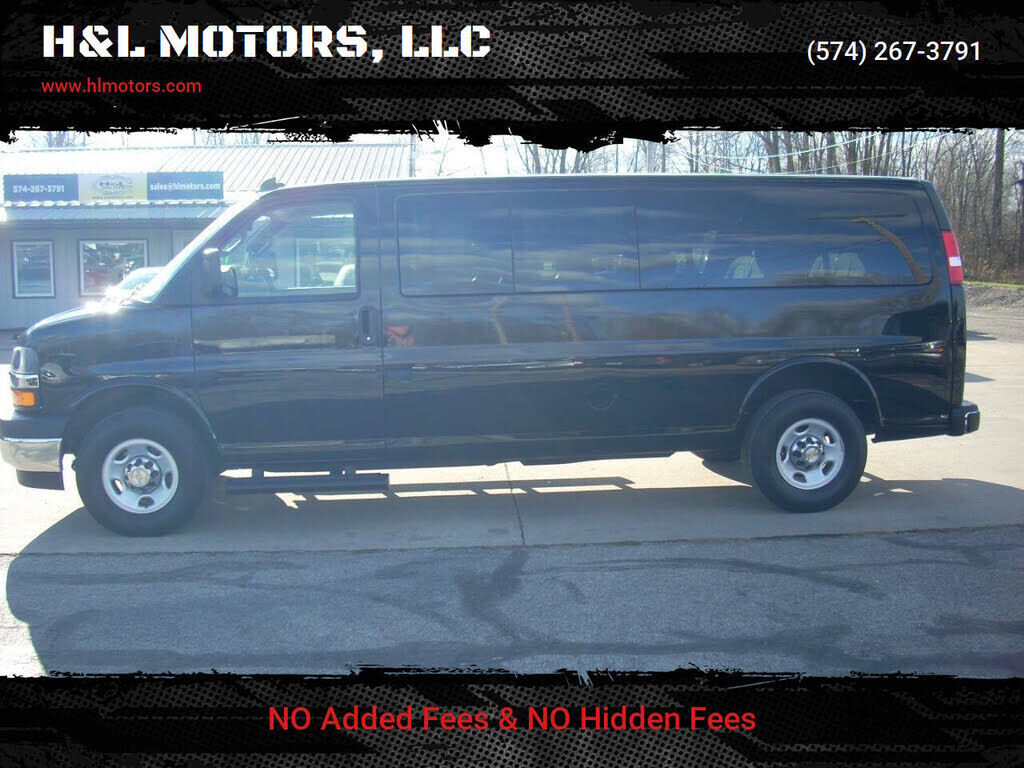 2024 CHEVROLET Express