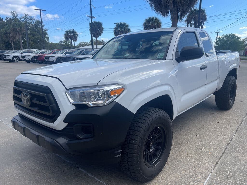 2023 TOYOTA Tacoma