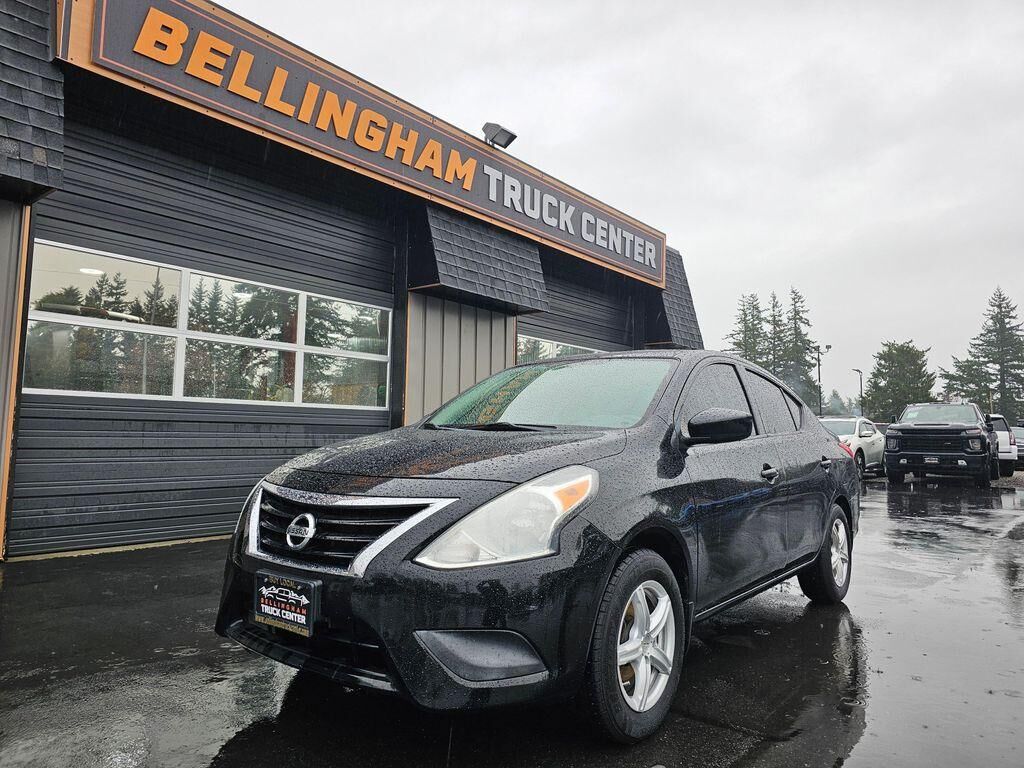 2016 NISSAN Versa