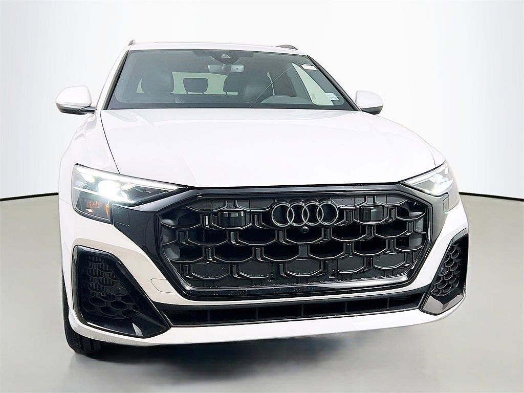 2026 Audi Q8