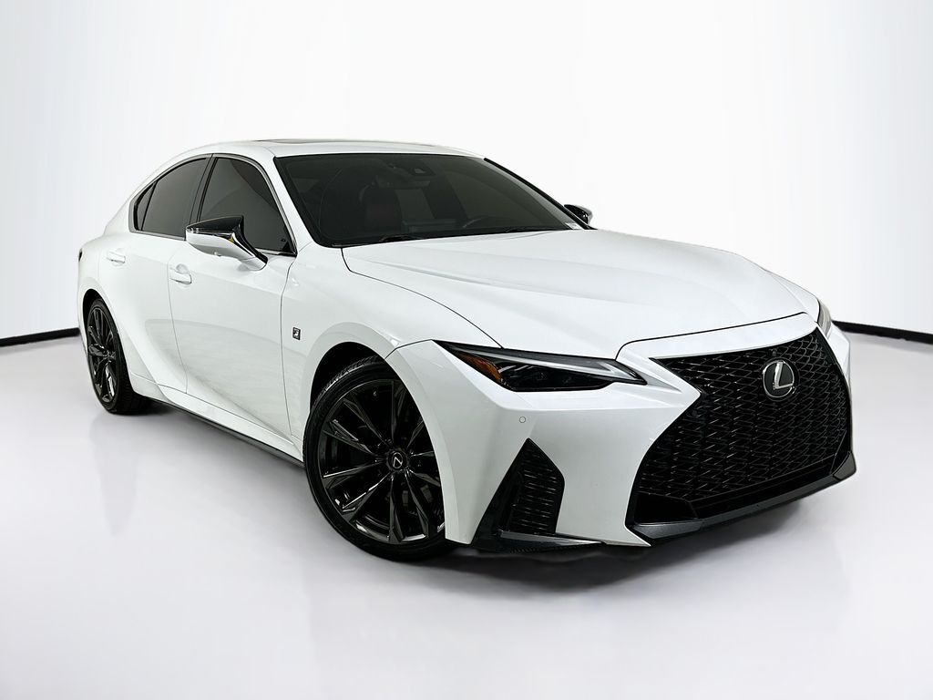 2022 LEXUS IS