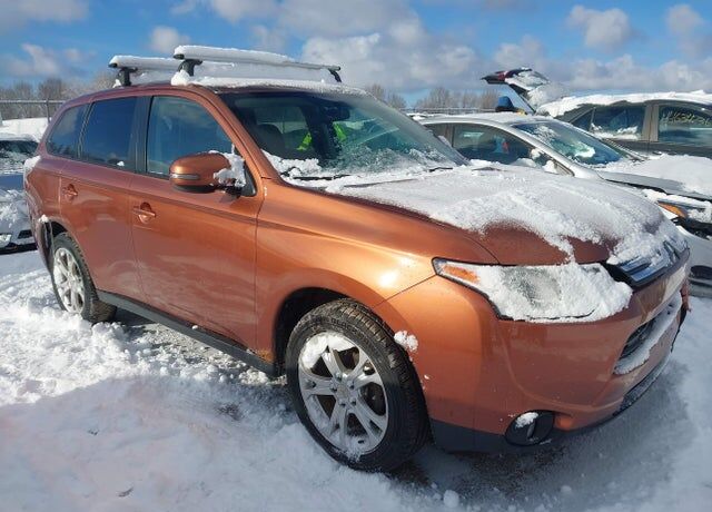 2014 MITSUBISHI Outlander