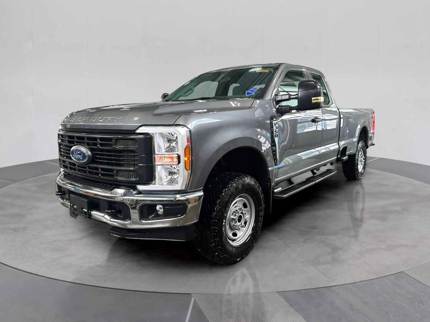 2025 FORD F-350