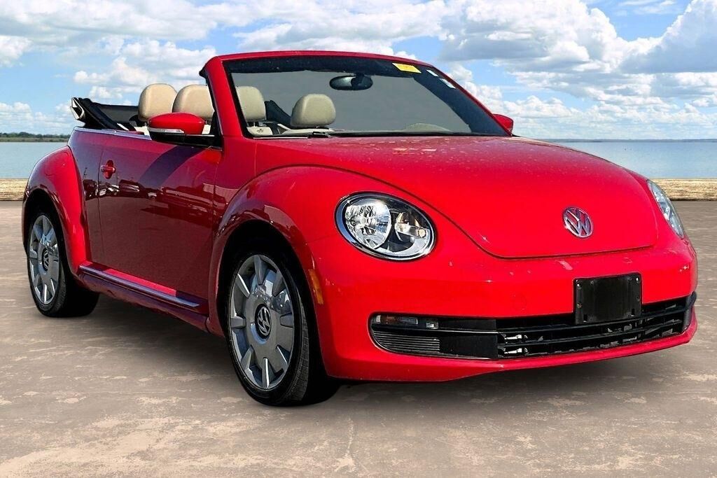 2015 VOLKSWAGEN Beetle