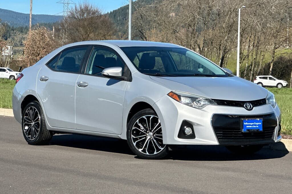 2014 TOYOTA Corolla