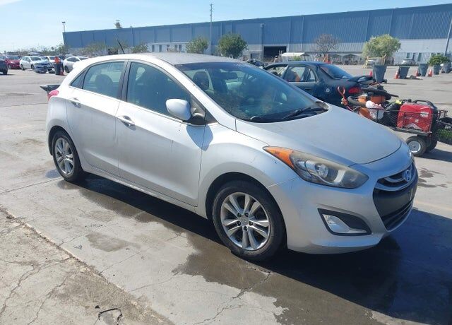 2014 HYUNDAI Elantra