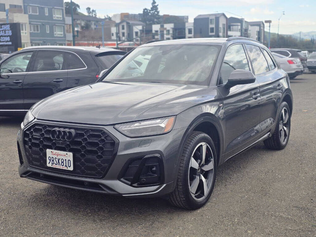 2022 AUDI Q5