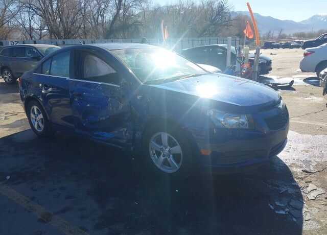 2013 CHEVROLET Cruze