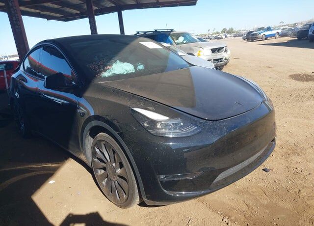 2023 TESLA Model Y