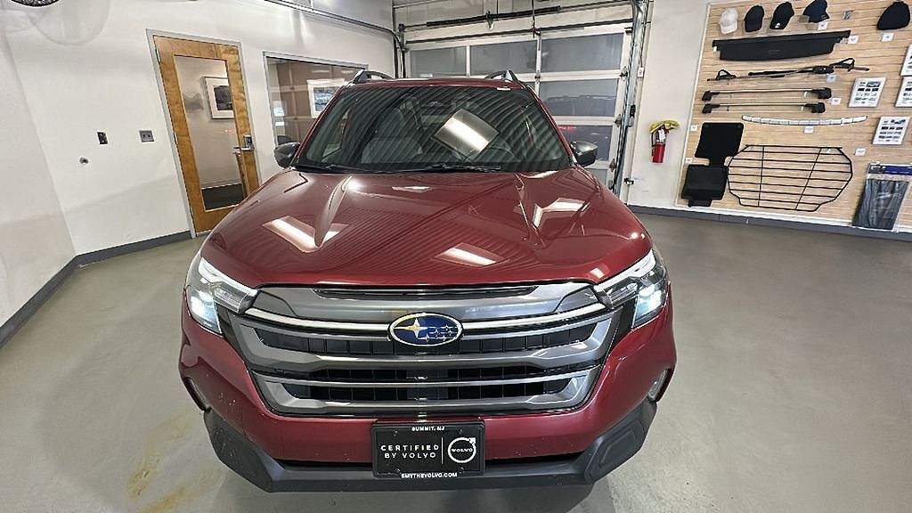 2025 SUBARU Forester