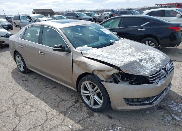 2015 VOLKSWAGEN Passat