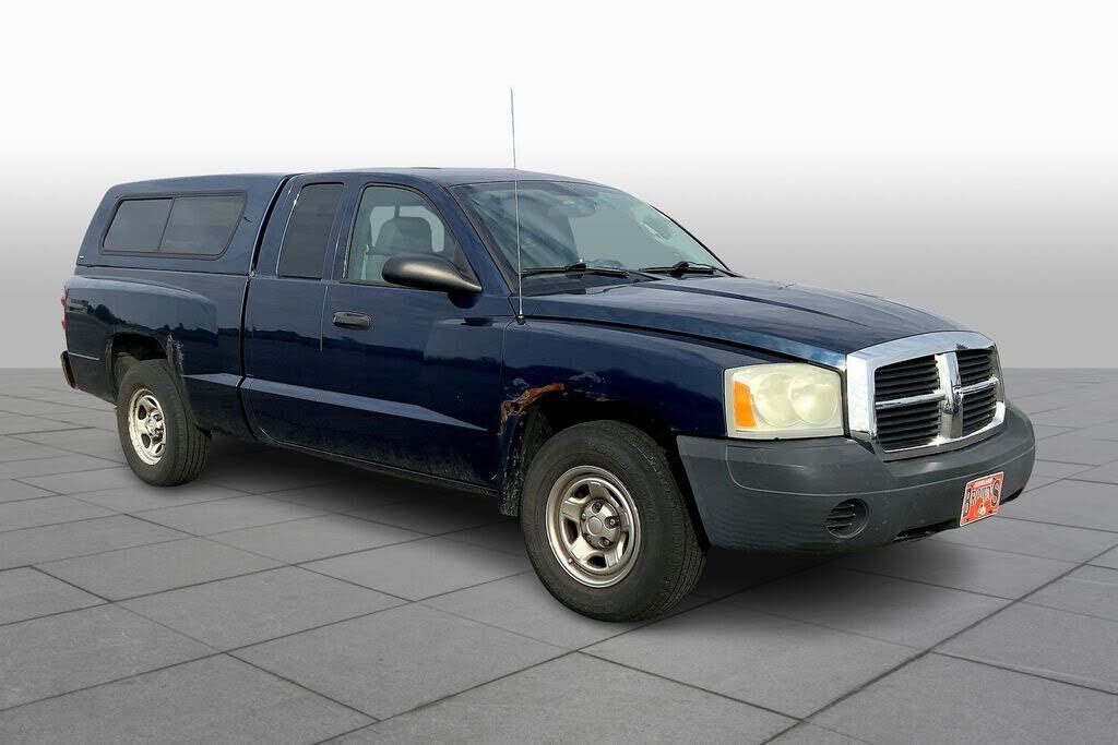 2005 DODGE Dakota