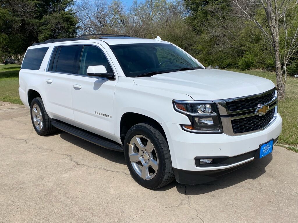2017 CHEVROLET Suburban