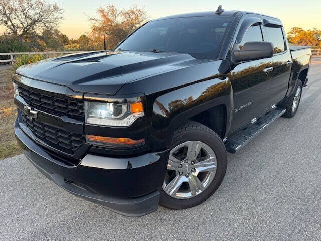 2018 CHEVROLET Silverado