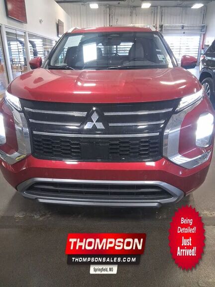 2025 MITSUBISHI Outlander