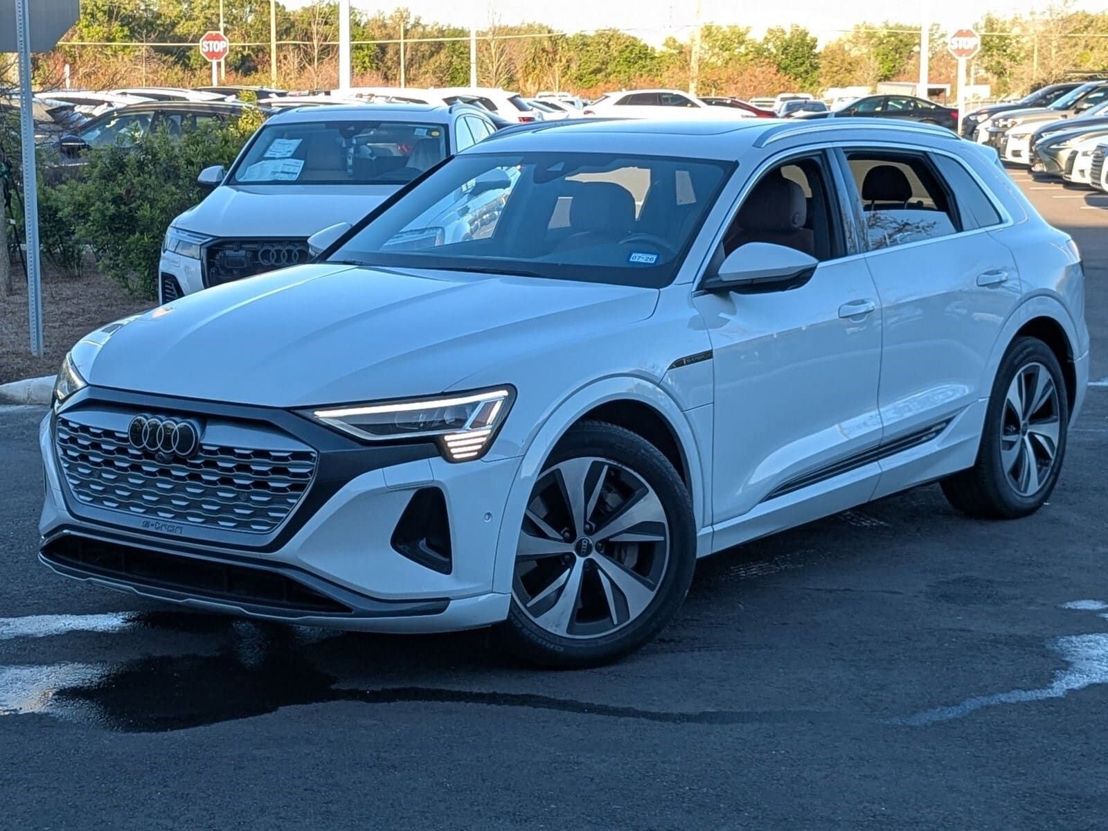 2024 AUDI Q8