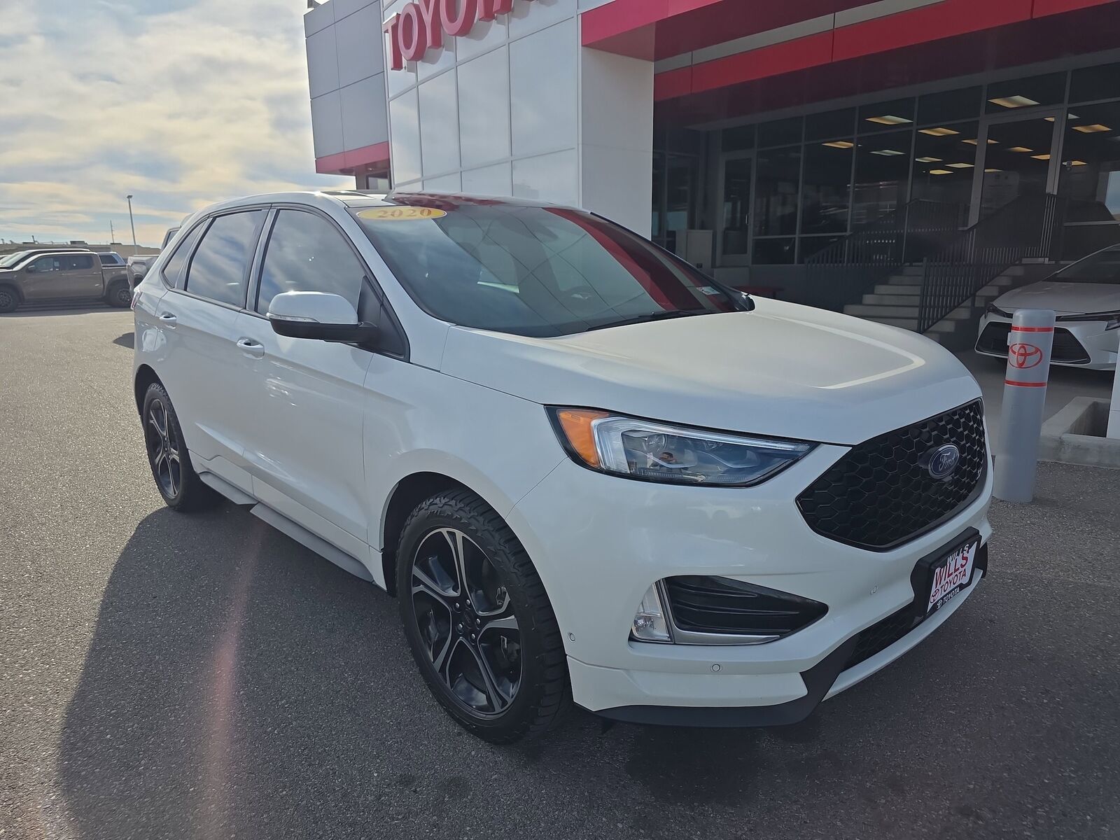 2020 FORD Edge