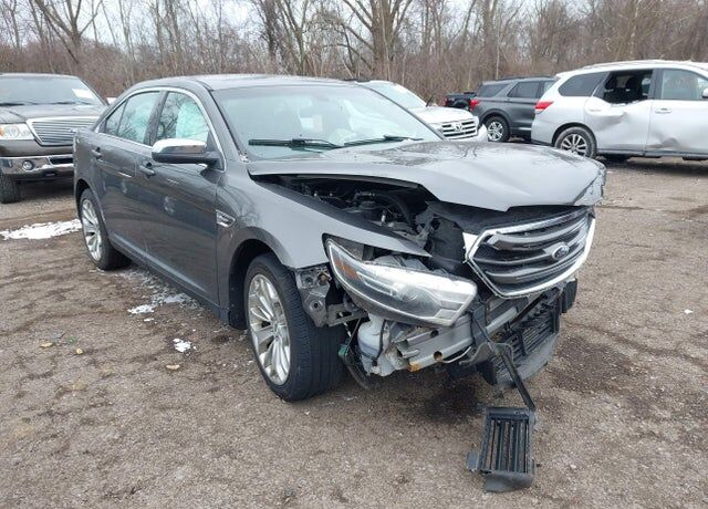 2015 FORD Taurus