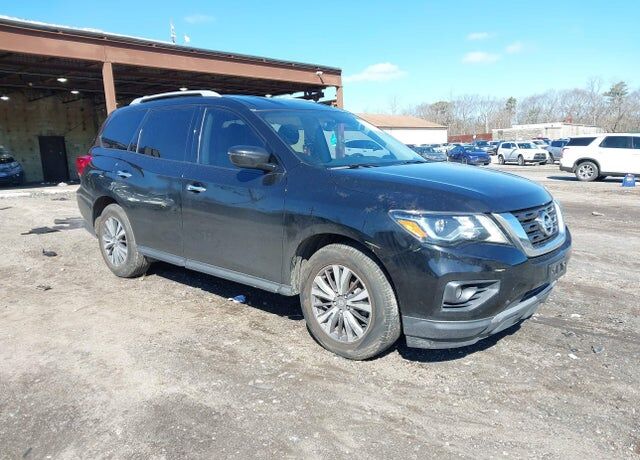 2020 NISSAN Pathfinder