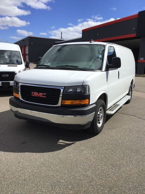 2024 GMC Savana