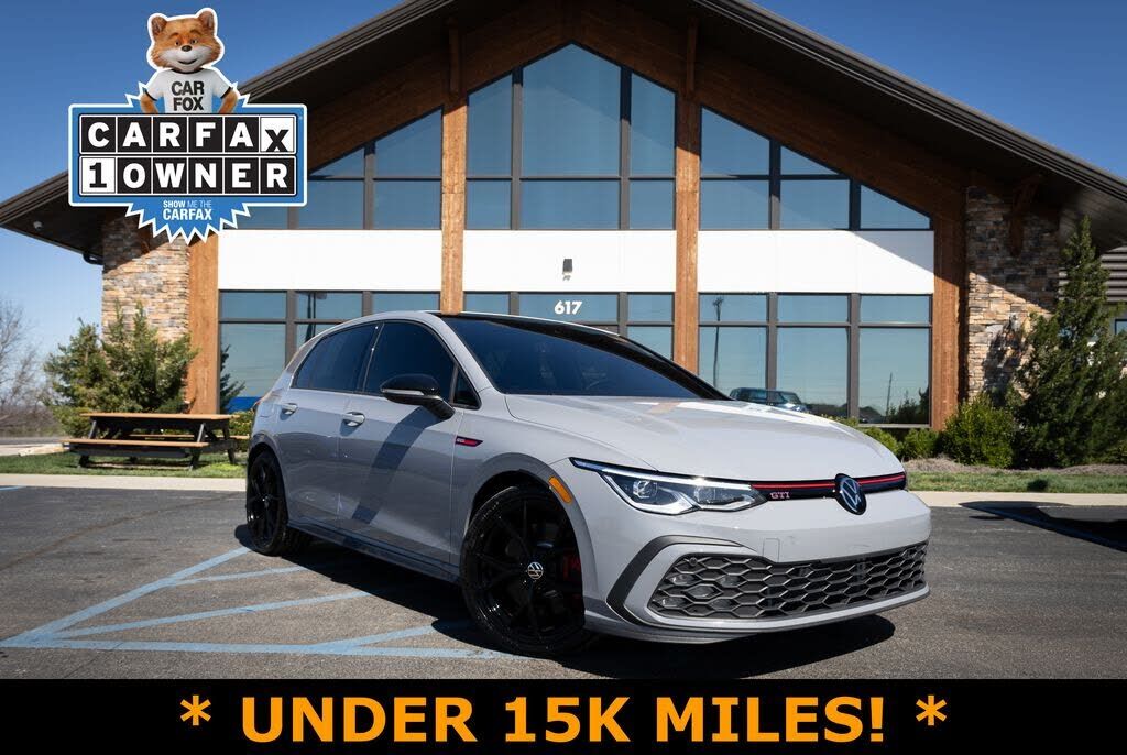 2024 VOLKSWAGEN Golf GTI