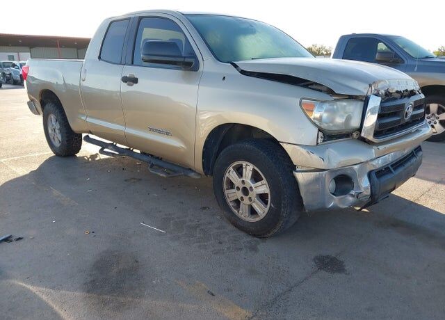 2010 TOYOTA Tundra