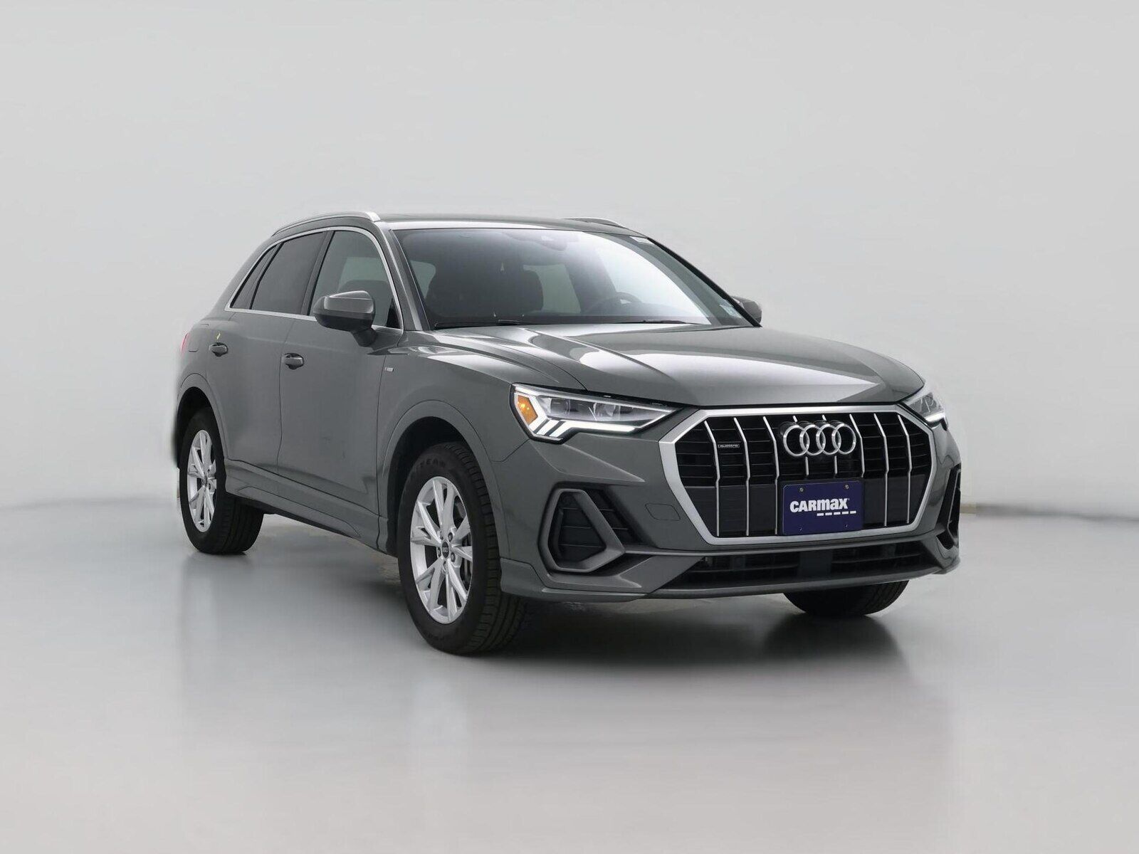2022 AUDI Q3