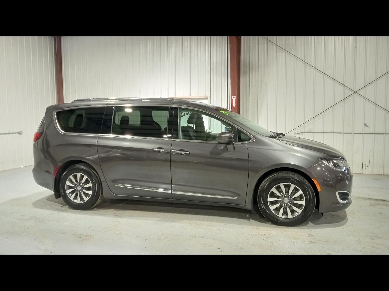 2020 CHRYSLER Pacifica