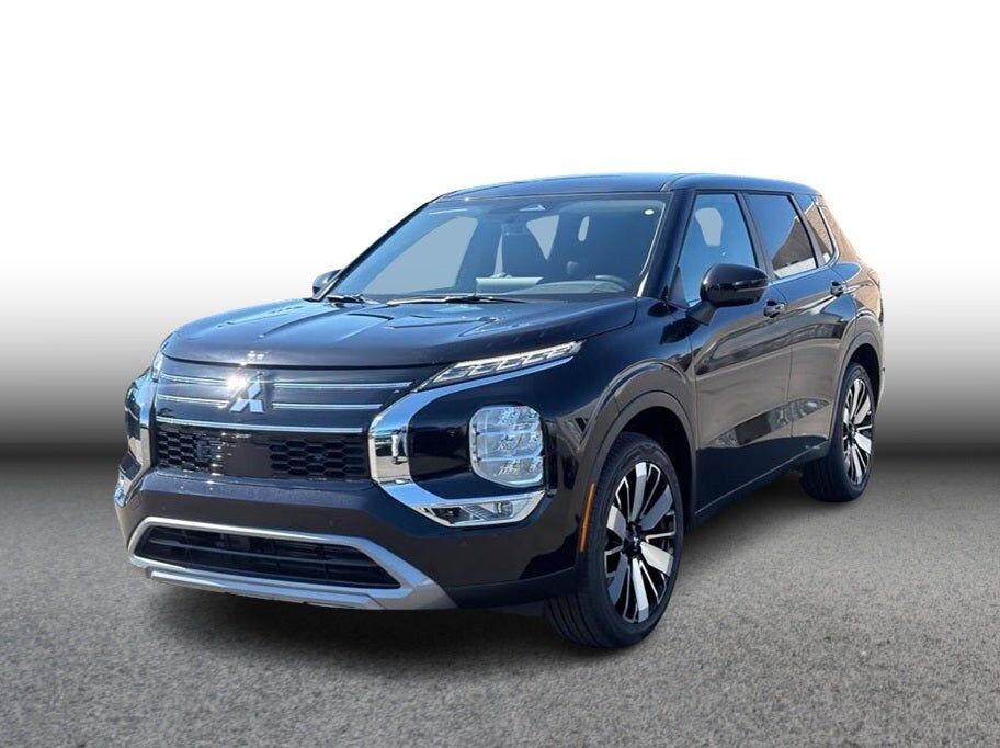 2026 MITSUBISHI Outlander