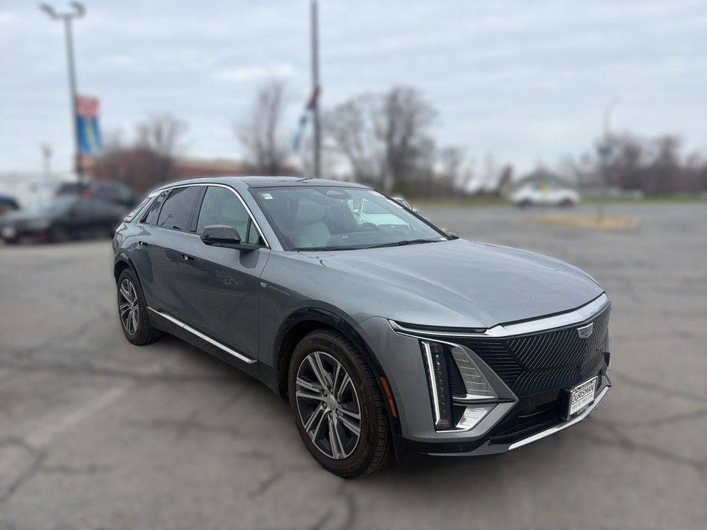 2024 CADILLAC Lyriq