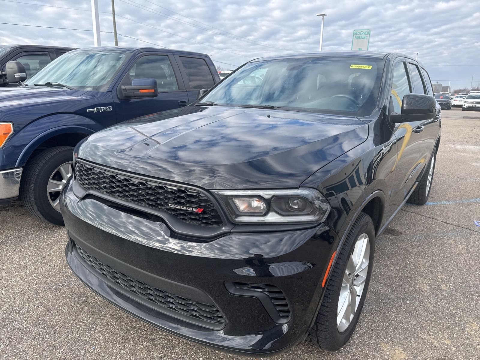 2023 DODGE Durango