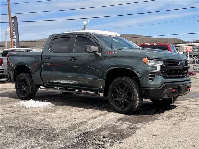 2025 CHEVROLET Silverado