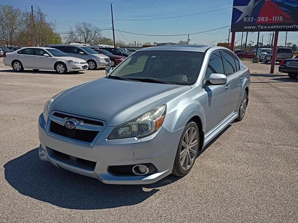 2013 SUBARU Legacy