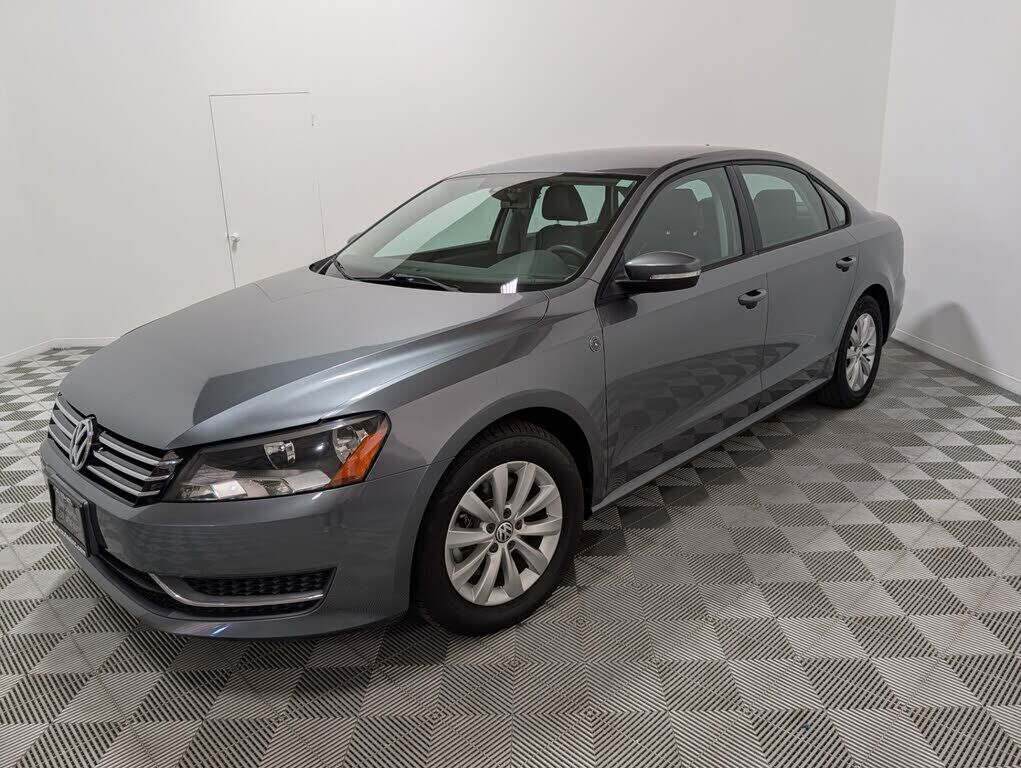 2015 VOLKSWAGEN Passat