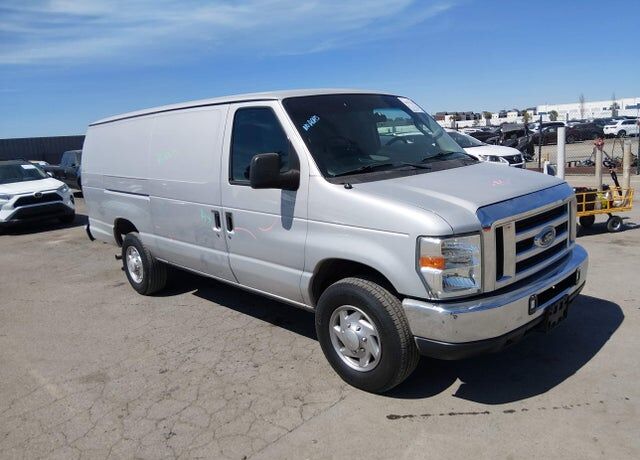 2010 FORD E-350