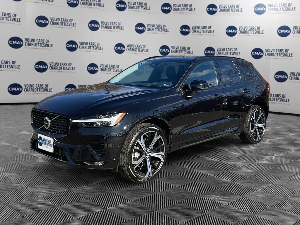 2025 VOLVO XC60