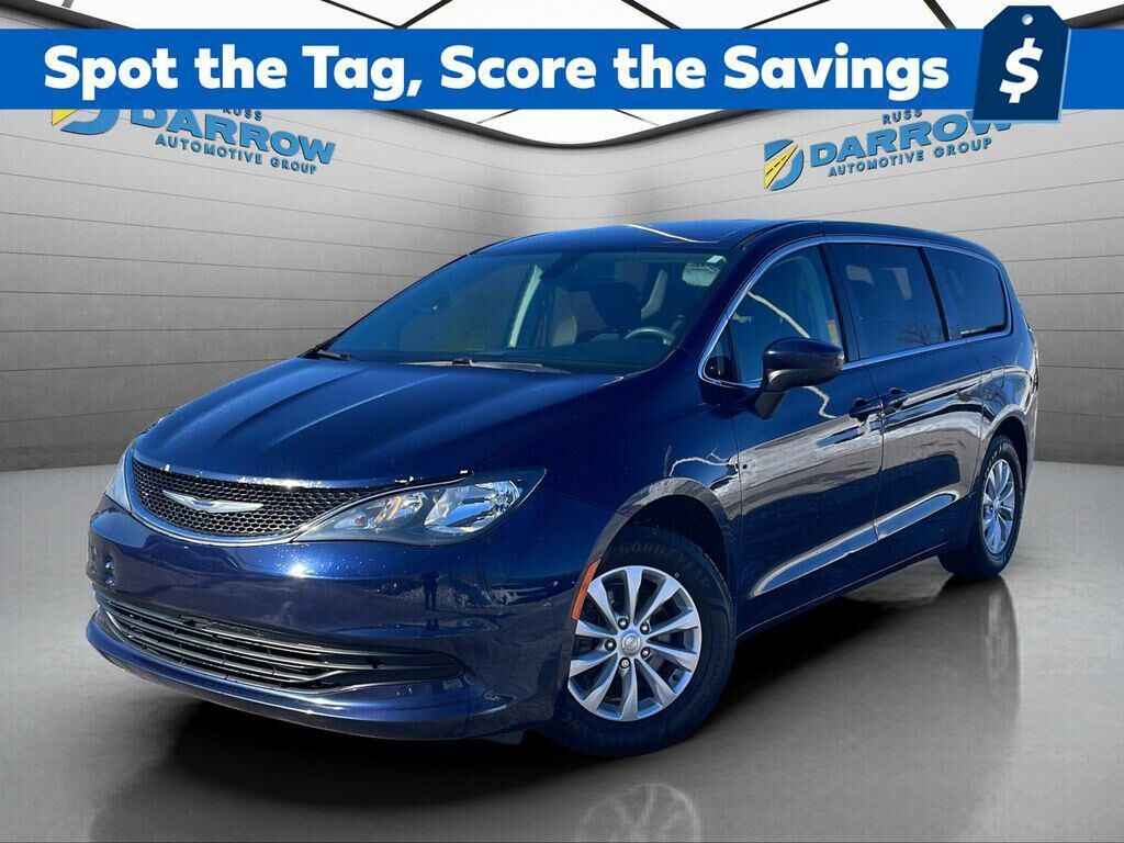 2017 CHRYSLER Pacifica