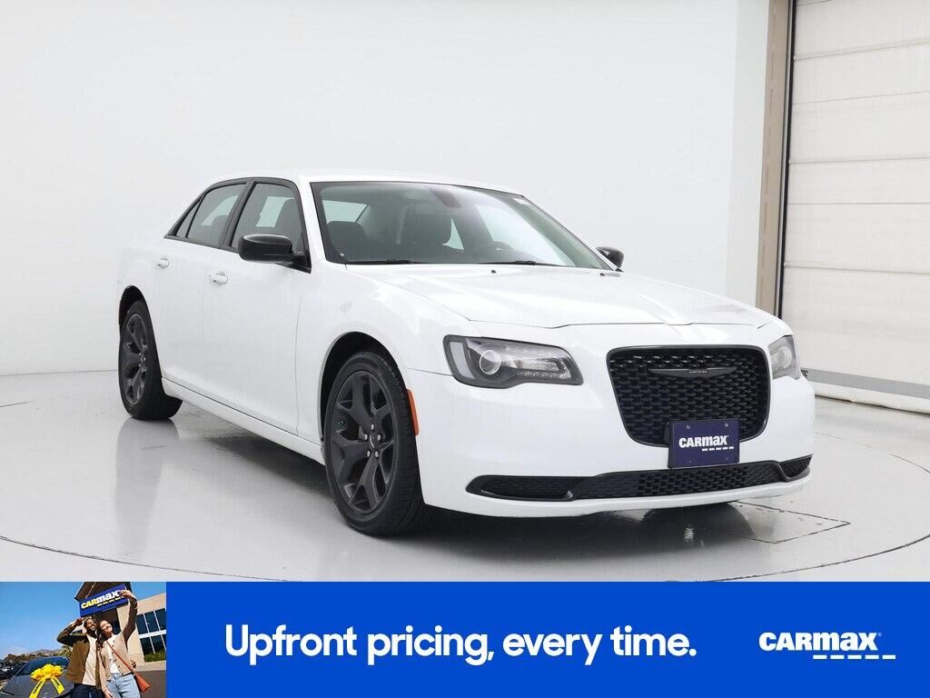 2023 CHRYSLER 300