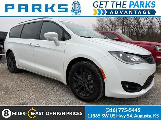 2020 CHRYSLER Pacifica