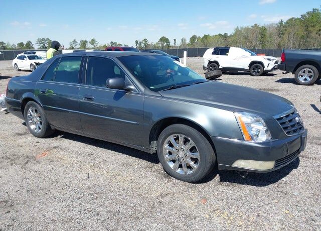 2011 CADILLAC DTS