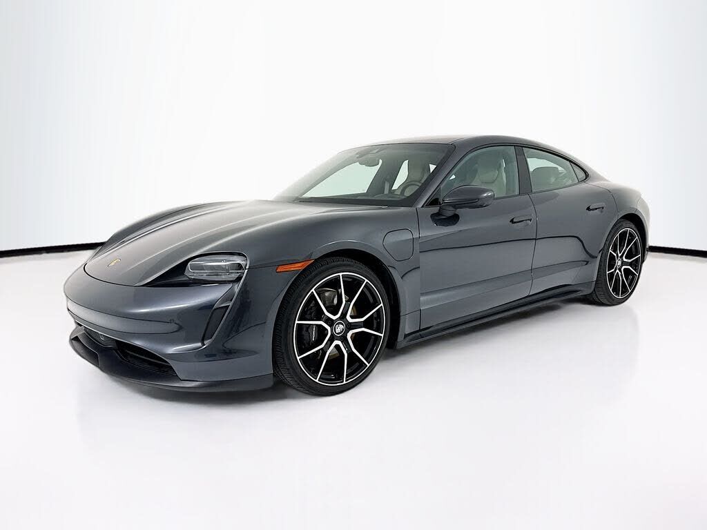 2024 PORSCHE Taycan