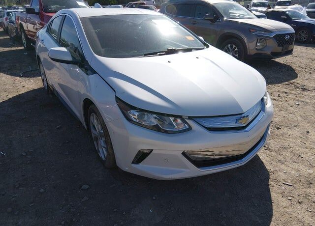2017 CHEVROLET Volt