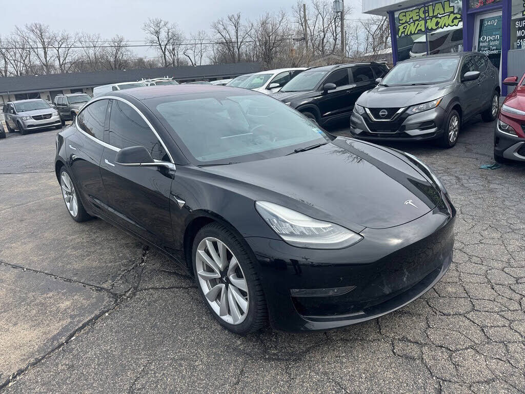 2018 TESLA Model 3