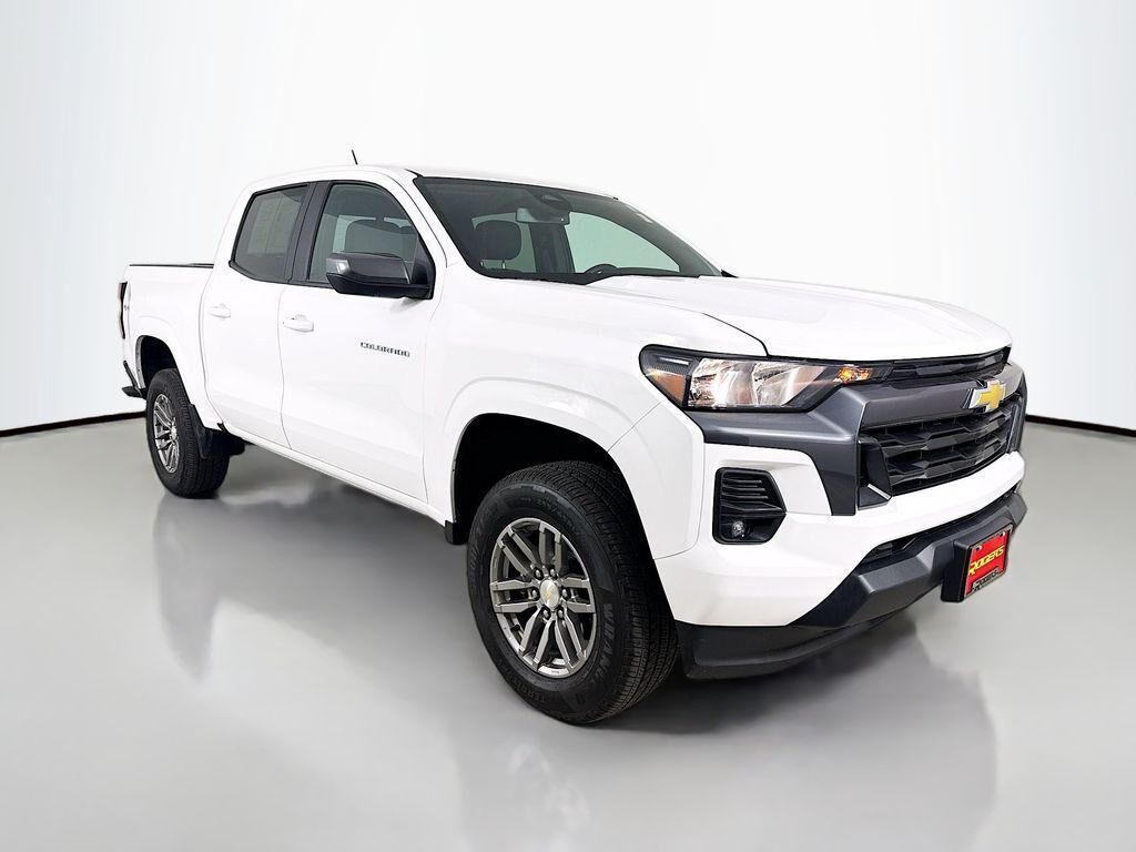 2023 CHEVROLET Colorado
