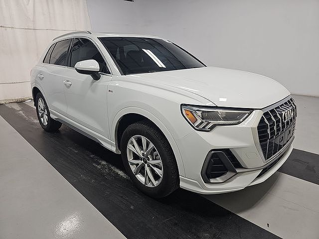 2024 AUDI Q3