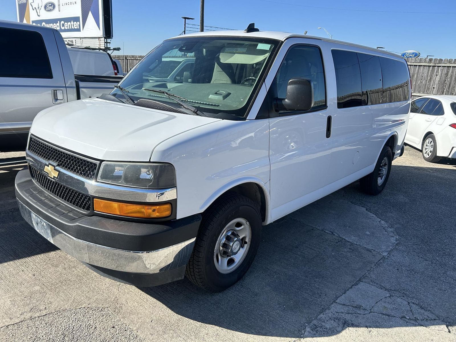2019 CHEVROLET Express