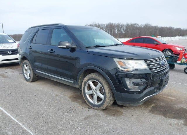 2017 FORD Explorer